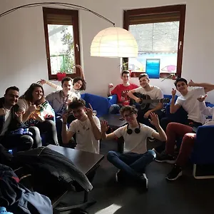 Popcorn Hostel Boekarest